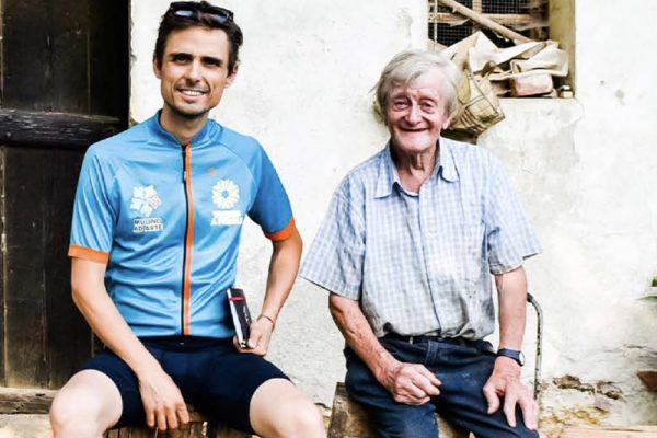 PEDALANDO TRA LE STORIE
